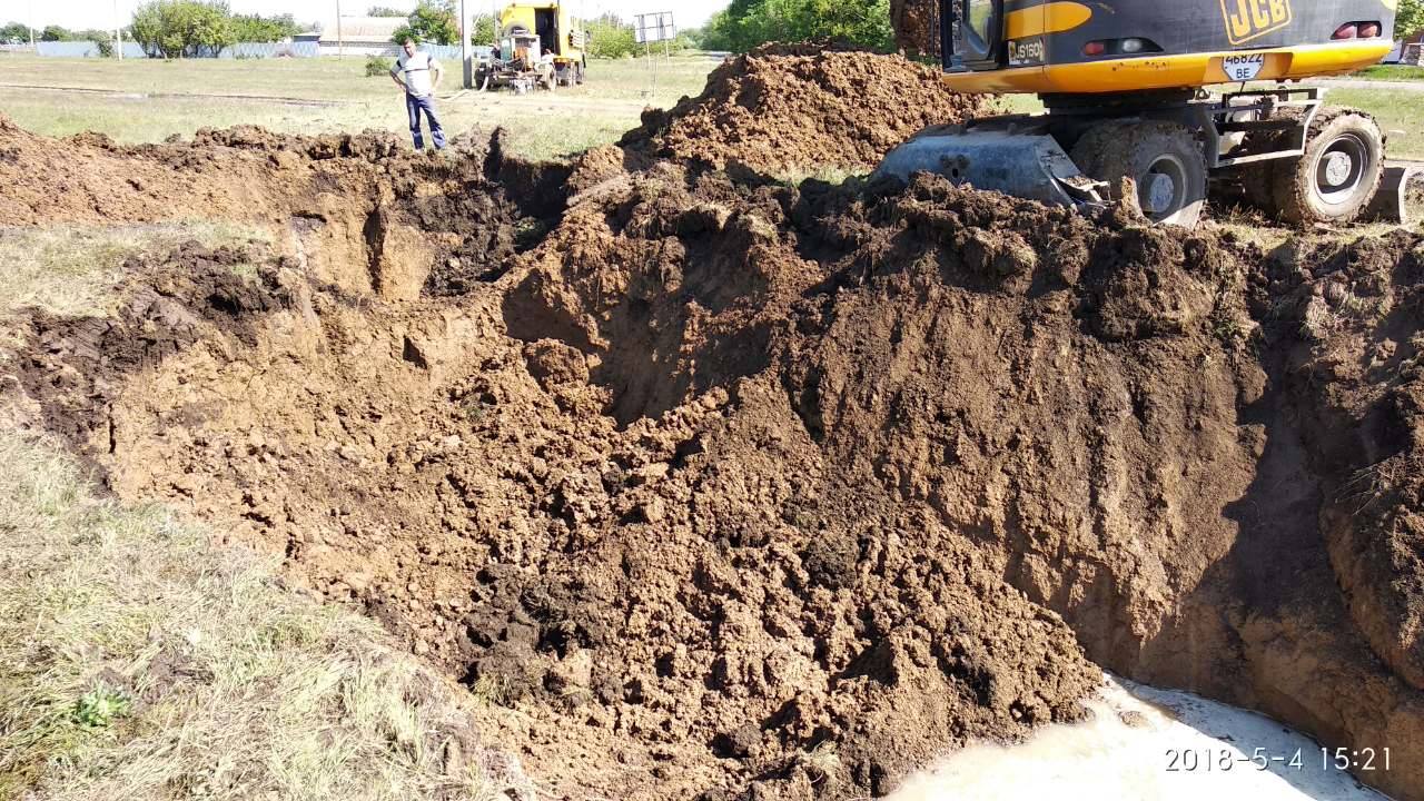 На водопроводе Днепр-Николаев, по которому в город поставляется вода,  произошла авария: начались ремонтные работы | СВІДОК.info